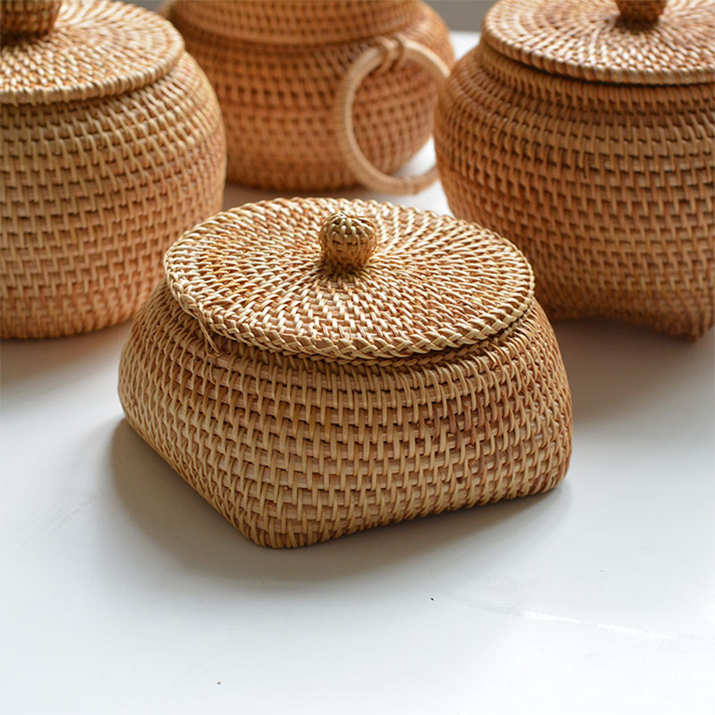Natural primary color rattan woven storage jar with lid