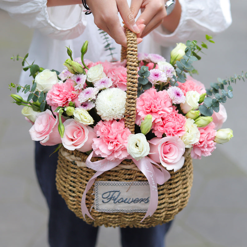 Rattan flower basket