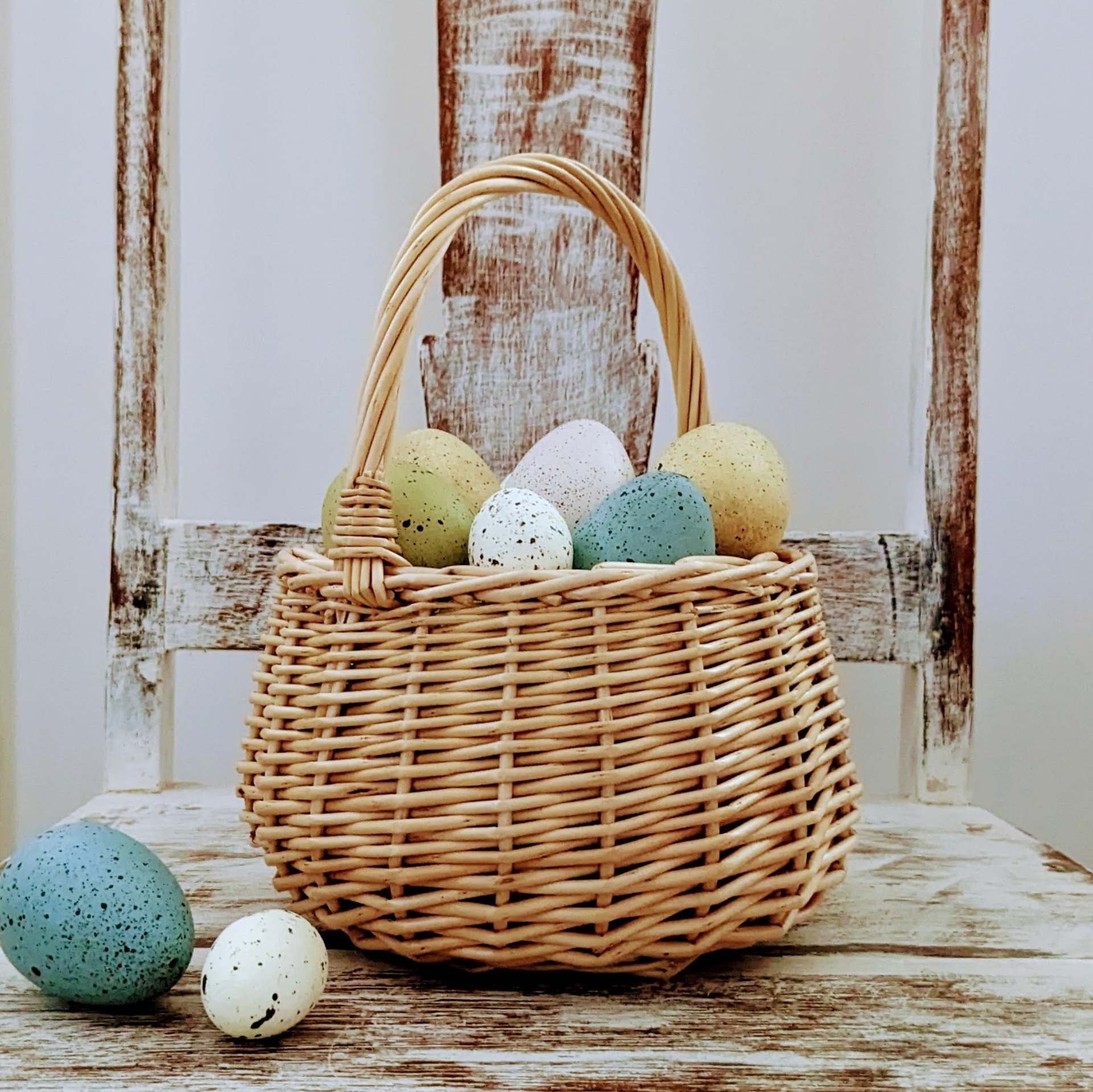 Rattan flower basket