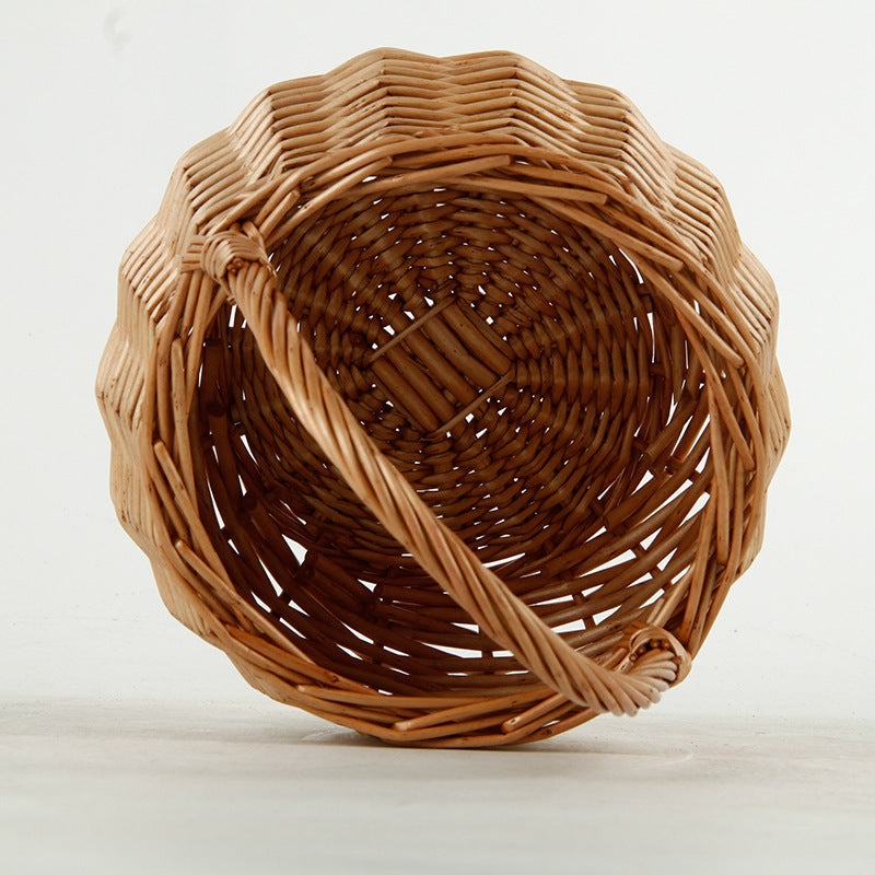 Rattan flower basket