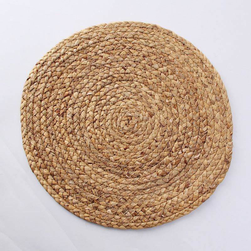 Natural Straw Woven Spiral Pattern Round Placemat