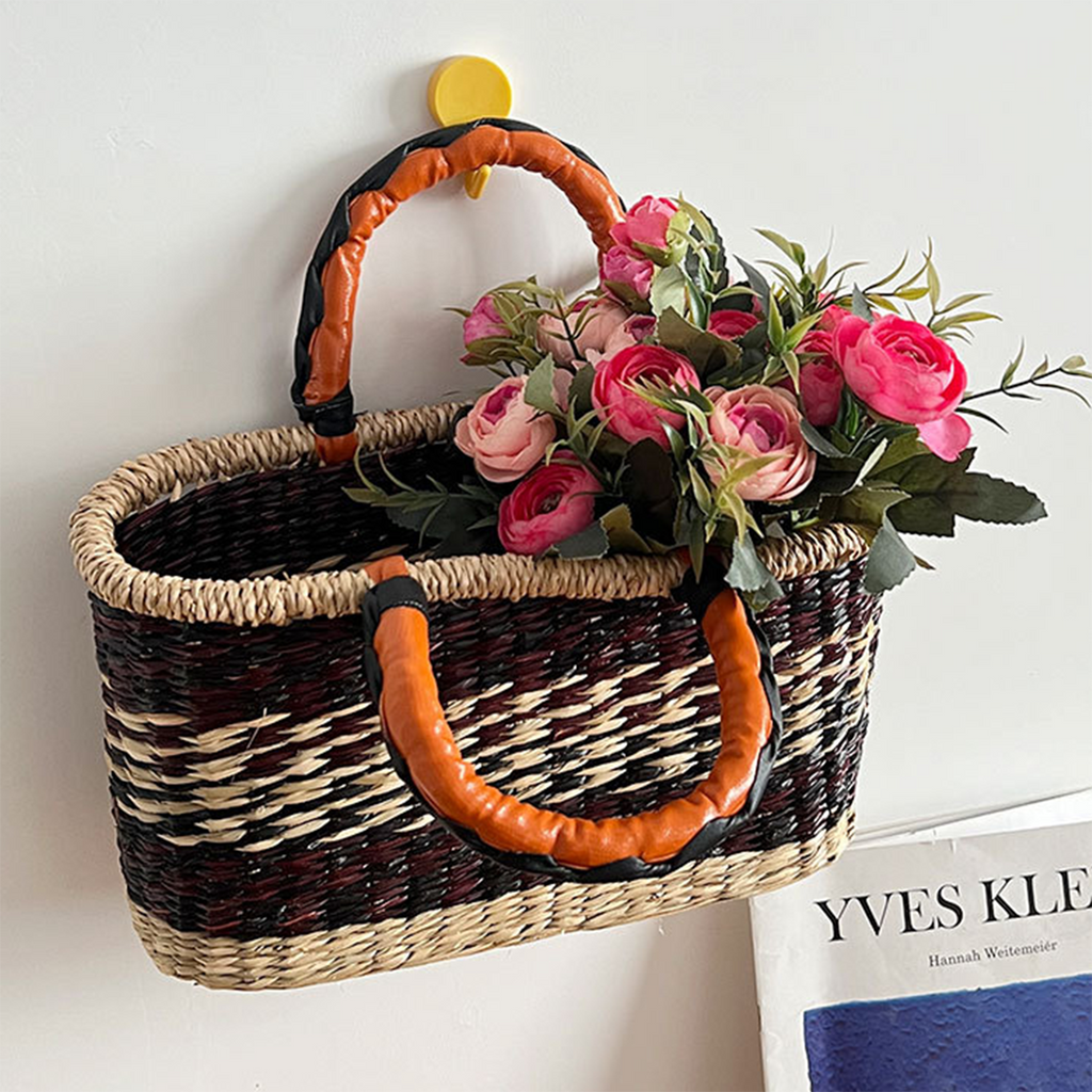 Contrast-Color Straw Handbasket
