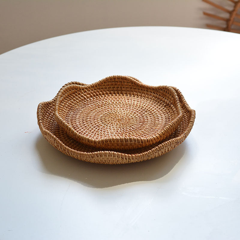 Wicker fruit plate with shallow mouth woven from autumn rattan(Sets)